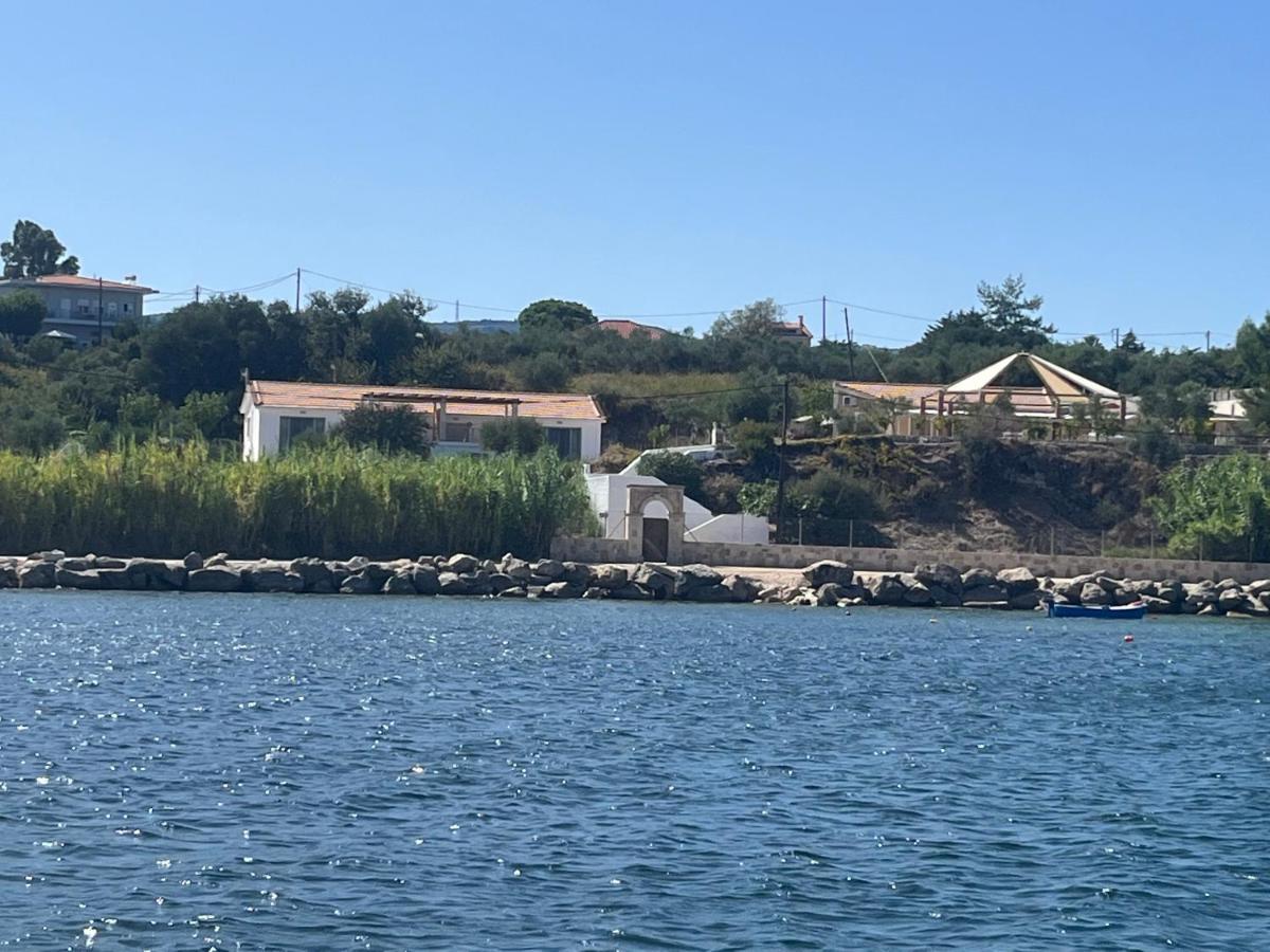 Apollonides Seafront Villa1 Aoede Lixouri Exterior foto